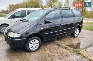 Мінівен Volkswagen Sharan 2000 в Вараші