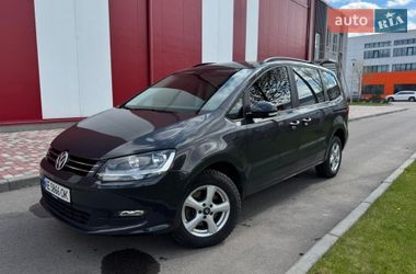 Минивэн Volkswagen Sharan 2016 в Днепре