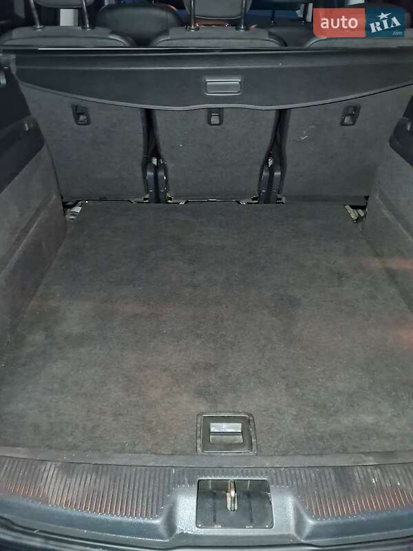 Минивэн Volkswagen Suran 2011 в Сарнах