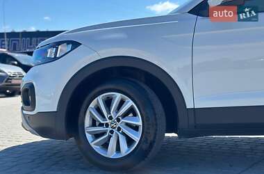 Внедорожник / Кроссовер Volkswagen T-Cross 2022 в 