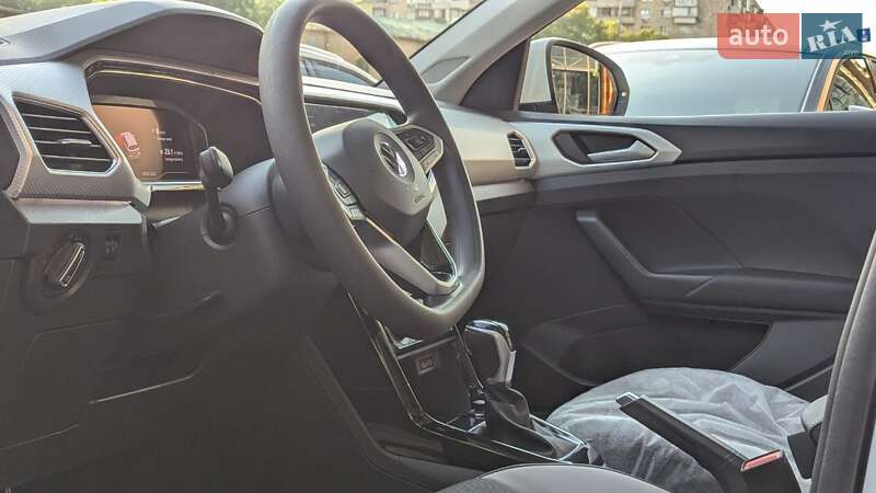 Внедорожник / Кроссовер Volkswagen T-Cross 2024 в Киеве