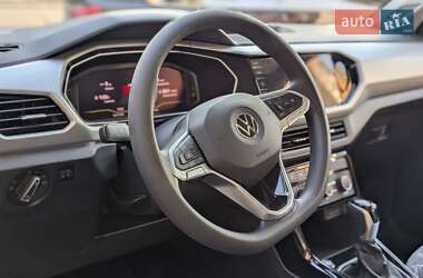 Внедорожник / Кроссовер Volkswagen T-Cross 2024 в 