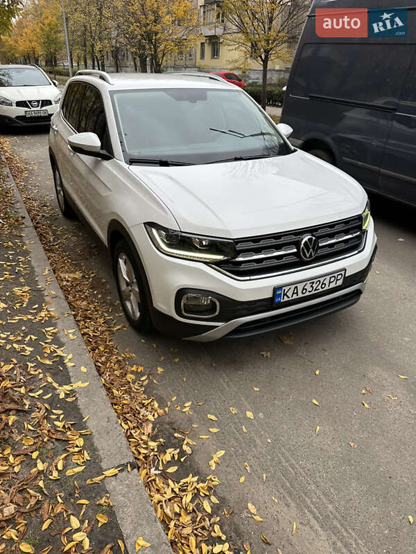 Позашляховик / Кросовер Volkswagen T-Cross 2021 в Києві