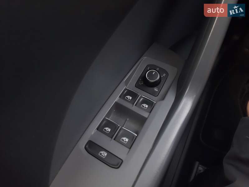 Позашляховик / Кросовер Volkswagen T-Cross 2021 в Львові