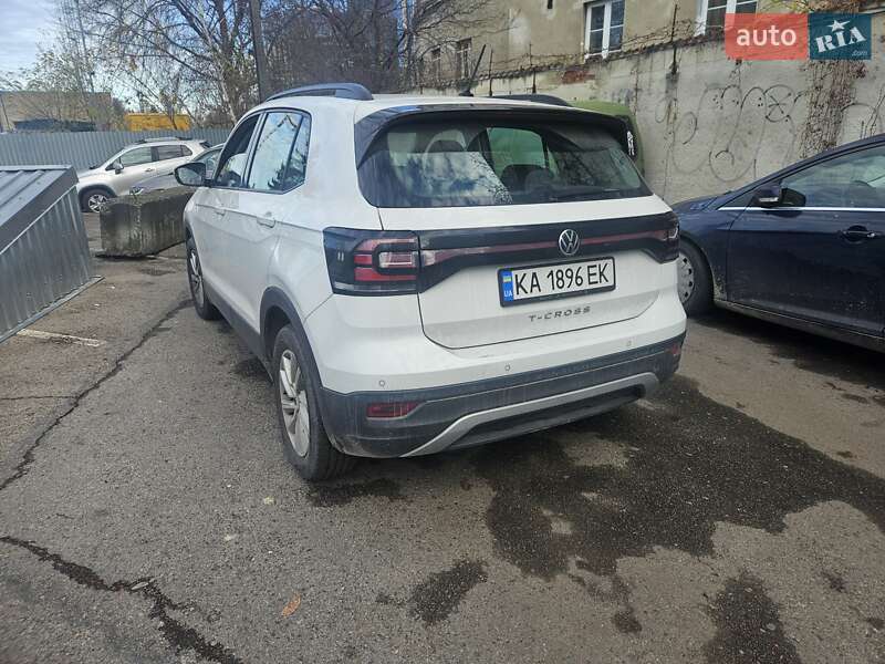 Внедорожник / Кроссовер Volkswagen T-Cross 2021 в Львове фото 5 Внедорожник / Кроссовер Volkswagen T-Cross 2021 в Львове