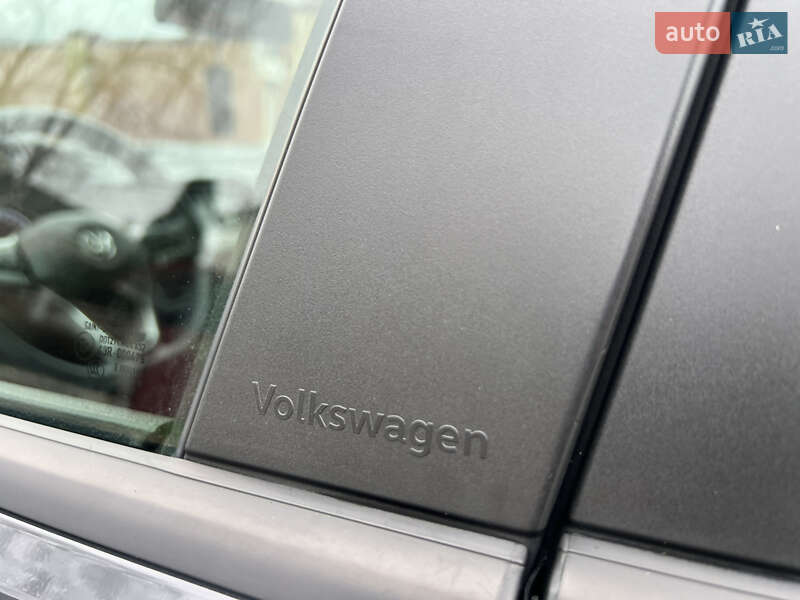 Внедорожник / Кроссовер Volkswagen T-Cross 2020 в Киеве