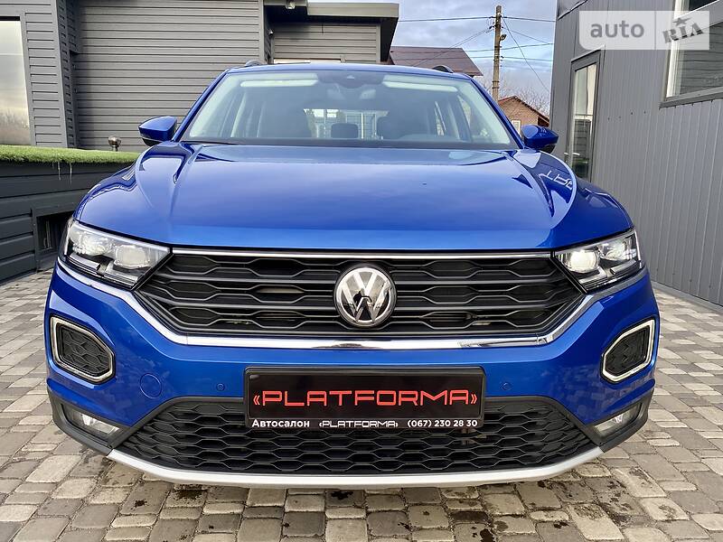 Внедорожник / Кроссовер Volkswagen T-Roc 2019 в Киеве