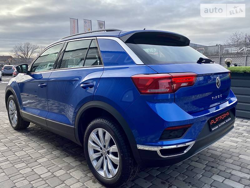 Внедорожник / Кроссовер Volkswagen T-Roc 2019 в Киеве