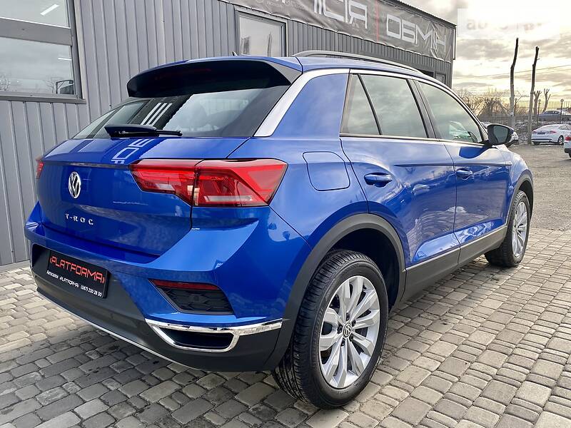 Внедорожник / Кроссовер Volkswagen T-Roc 2019 в Киеве