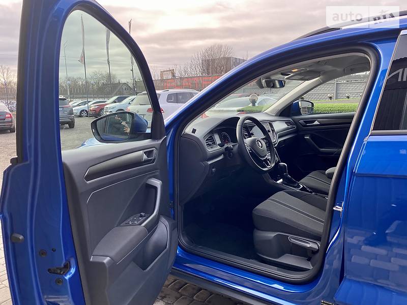 Внедорожник / Кроссовер Volkswagen T-Roc 2019 в Киеве
