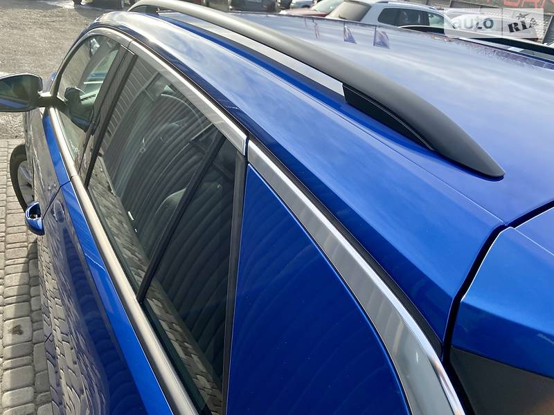 Внедорожник / Кроссовер Volkswagen T-Roc 2019 в Киеве