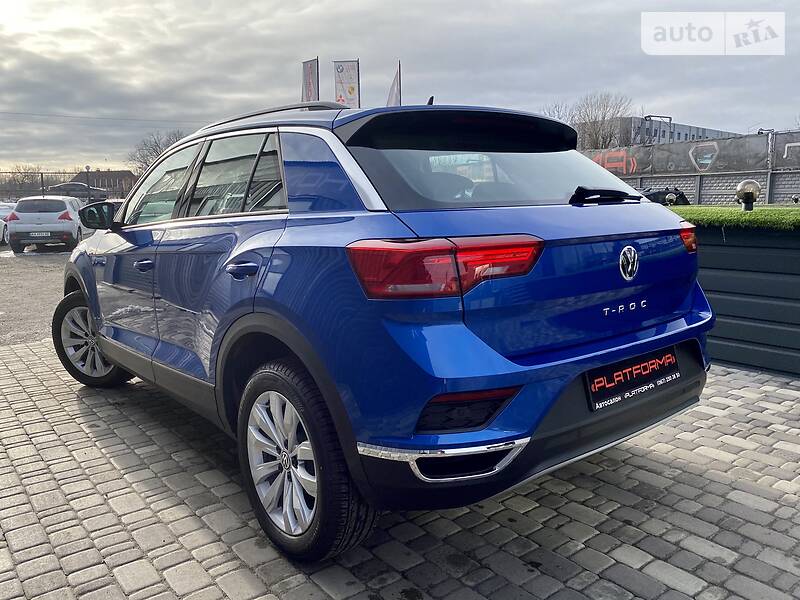 Внедорожник / Кроссовер Volkswagen T-Roc 2019 в Киеве