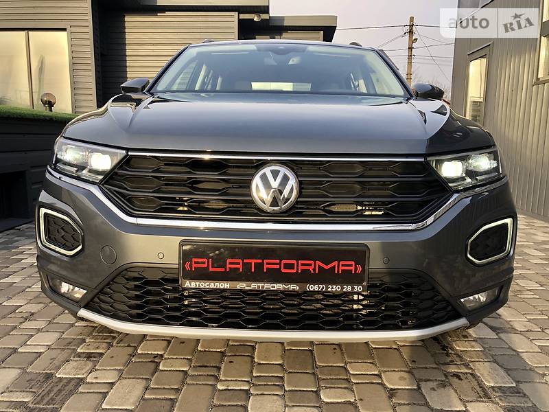Позашляховик / Кросовер Volkswagen T-Roc 2019 в Києві