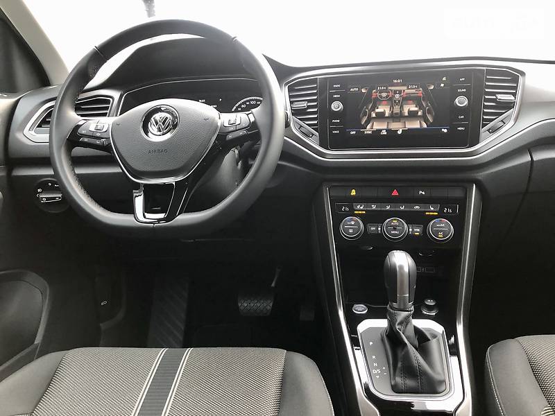 Позашляховик / Кросовер Volkswagen T-Roc 2019 в Києві
