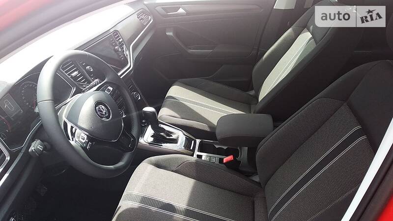 Позашляховик / Кросовер Volkswagen T-Roc 2019 в Хмельницькому