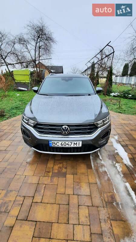 Позашляховик / Кросовер Volkswagen T-Roc 2021 в Львові