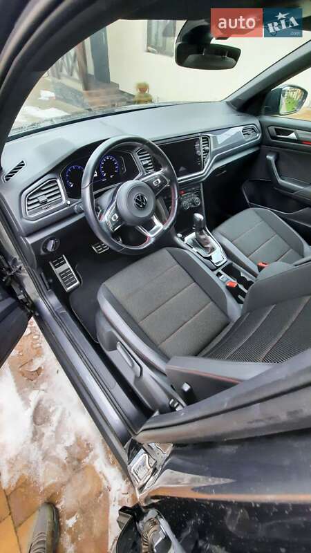 Позашляховик / Кросовер Volkswagen T-Roc 2021 в Львові