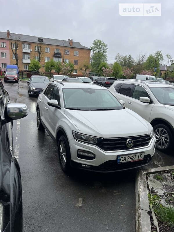 Volkswagen T-Roc 2019