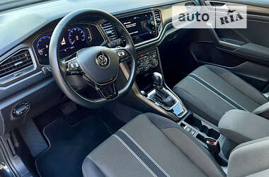 Внедорожник / Кроссовер Volkswagen T-Roc 2019 в Мукачево