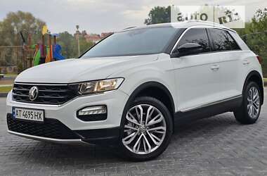 Внедорожник / Кроссовер Volkswagen T-Roc 2020 в Хмельницком