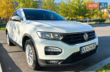 Volkswagen T-Roc 2021