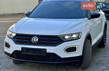 Позашляховик / Кросовер Volkswagen T-Roc 2020 в Києві