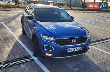 Внедорожник / Кроссовер Volkswagen T-Roc 2020 в Киеве