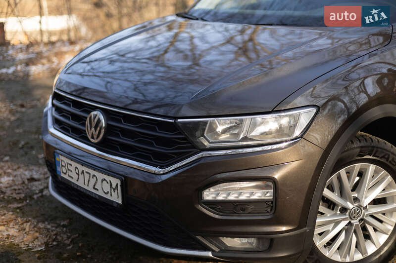 Внедорожник / Кроссовер Volkswagen T-Roc 2019 в Устиновке