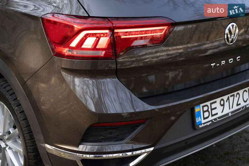Внедорожник / Кроссовер Volkswagen T-Roc 2019 в Устиновке