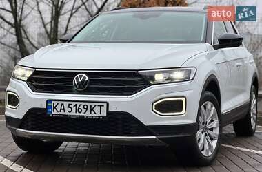 Внедорожник / Кроссовер Volkswagen T-Roc 2021 в Киеве