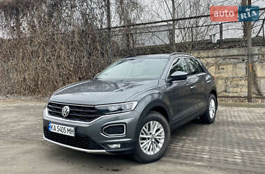 Внедорожник / Кроссовер Volkswagen T-Roc 2019 в Киеве