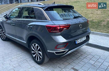 Volkswagen T-Roc 2024