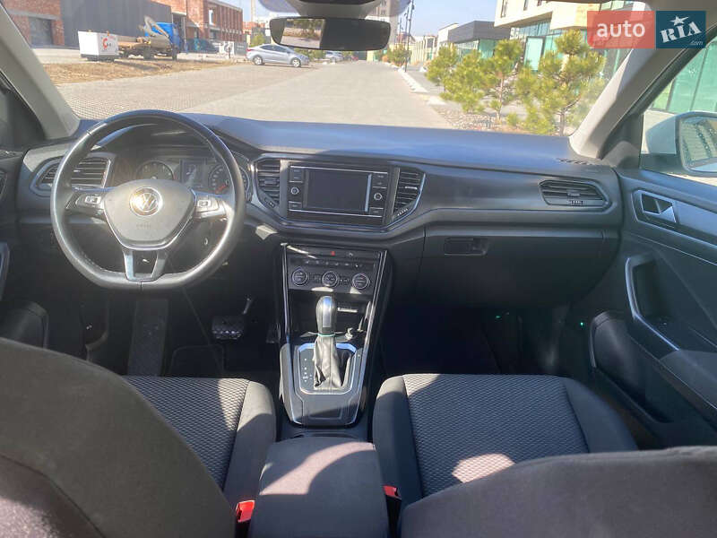 Внедорожник / Кроссовер Volkswagen T-Roc 2021 в Хмельницком