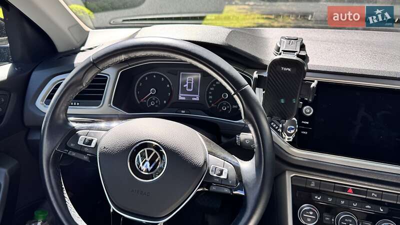 Позашляховик / Кросовер Volkswagen T-Roc 2021 в Вараші