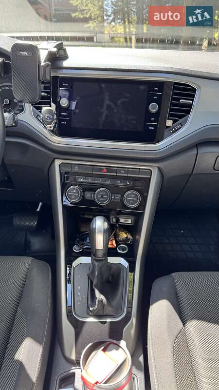 Позашляховик / Кросовер Volkswagen T-Roc 2021 в Вараші