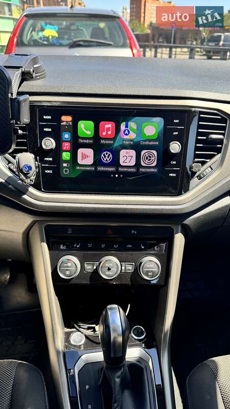 Позашляховик / Кросовер Volkswagen T-Roc 2021 в Вараші