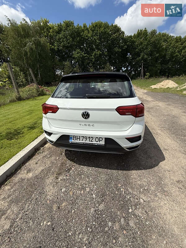 Внедорожник / Кроссовер Volkswagen T-Roc 2021 в Чернигове