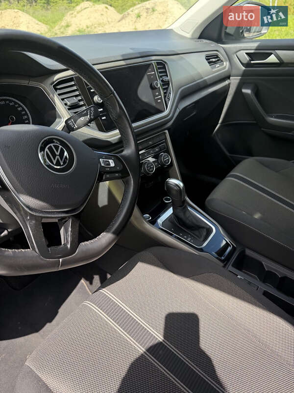 Внедорожник / Кроссовер Volkswagen T-Roc 2021 в Чернигове