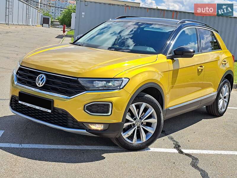 Позашляховик / Кросовер Volkswagen T-Roc 2019 в Києві
