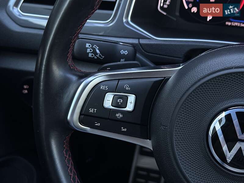 Позашляховик / Кросовер Volkswagen T-Roc 2021 в Мукачевому