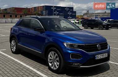 Volkswagen T-Roc 2021