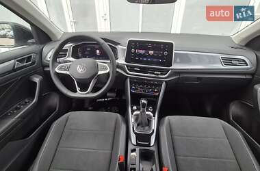 Внедорожник / Кроссовер Volkswagen T-Roc 2025 в 