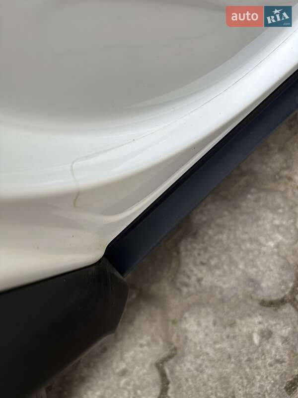 Внедорожник / Кроссовер Volkswagen T-Roc 2019 в Днепре