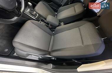 Внедорожник / Кроссовер Volkswagen T-Roc 2019 в 