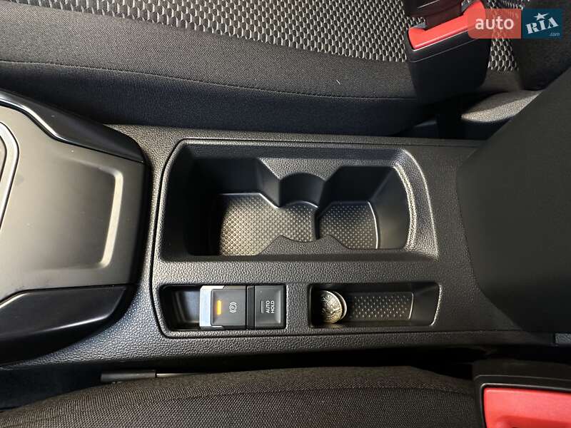 Внедорожник / Кроссовер Volkswagen T-Roc 2019 в Днепре