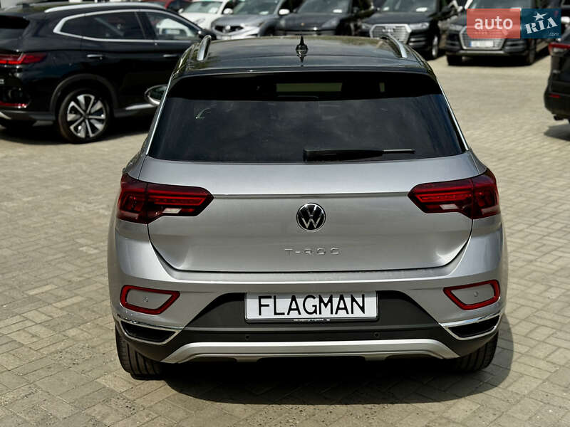 Внедорожник / Кроссовер Volkswagen T-Roc 2022 в Днепре
