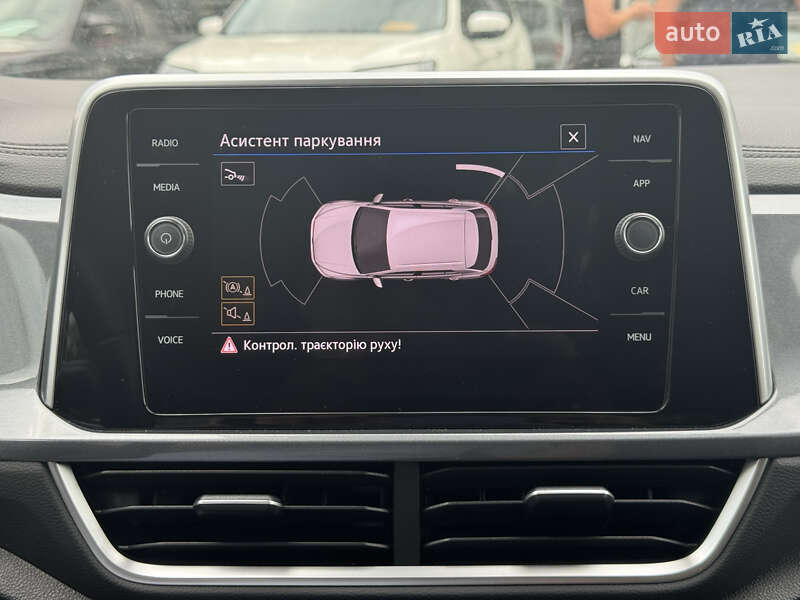 Внедорожник / Кроссовер Volkswagen T-Roc 2022 в Днепре