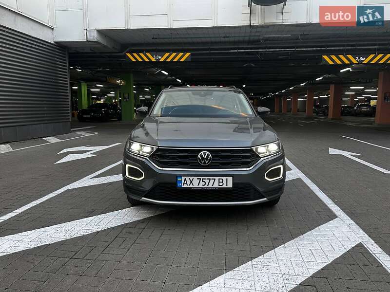 Volkswagen T-Roc 2021