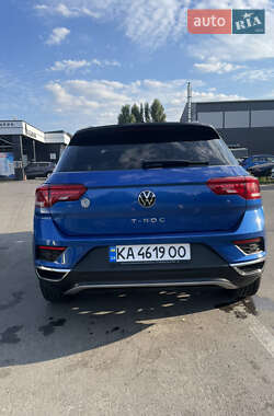Внедорожник / Кроссовер Volkswagen T-Roc 2020 в 