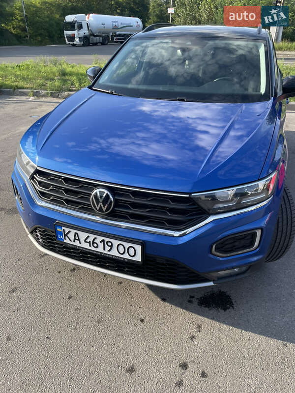 Позашляховик / Кросовер Volkswagen T-Roc 2020 в Києві